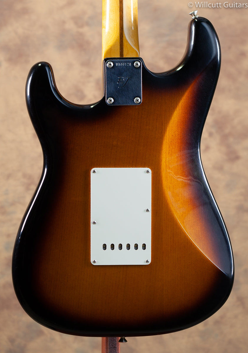 Fender Eric Johnson Virigina Stratocaster 2-Tone Sunburst USED