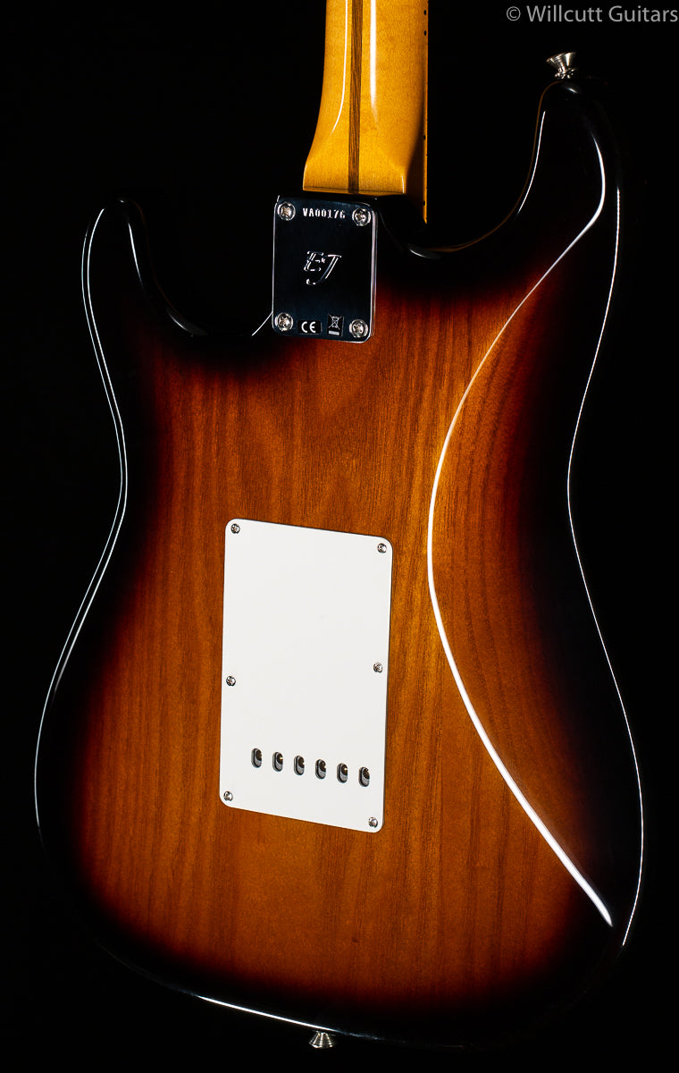 Fender Eric Johnson Virginia Stratocaster 2-Tone Sunburst
