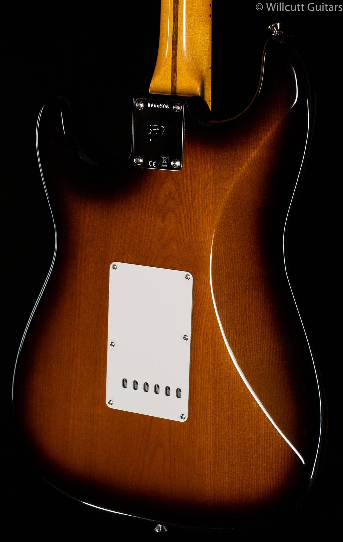 Fender Eric Johnson Virginia Stratocaster 2-Tone Sunburst