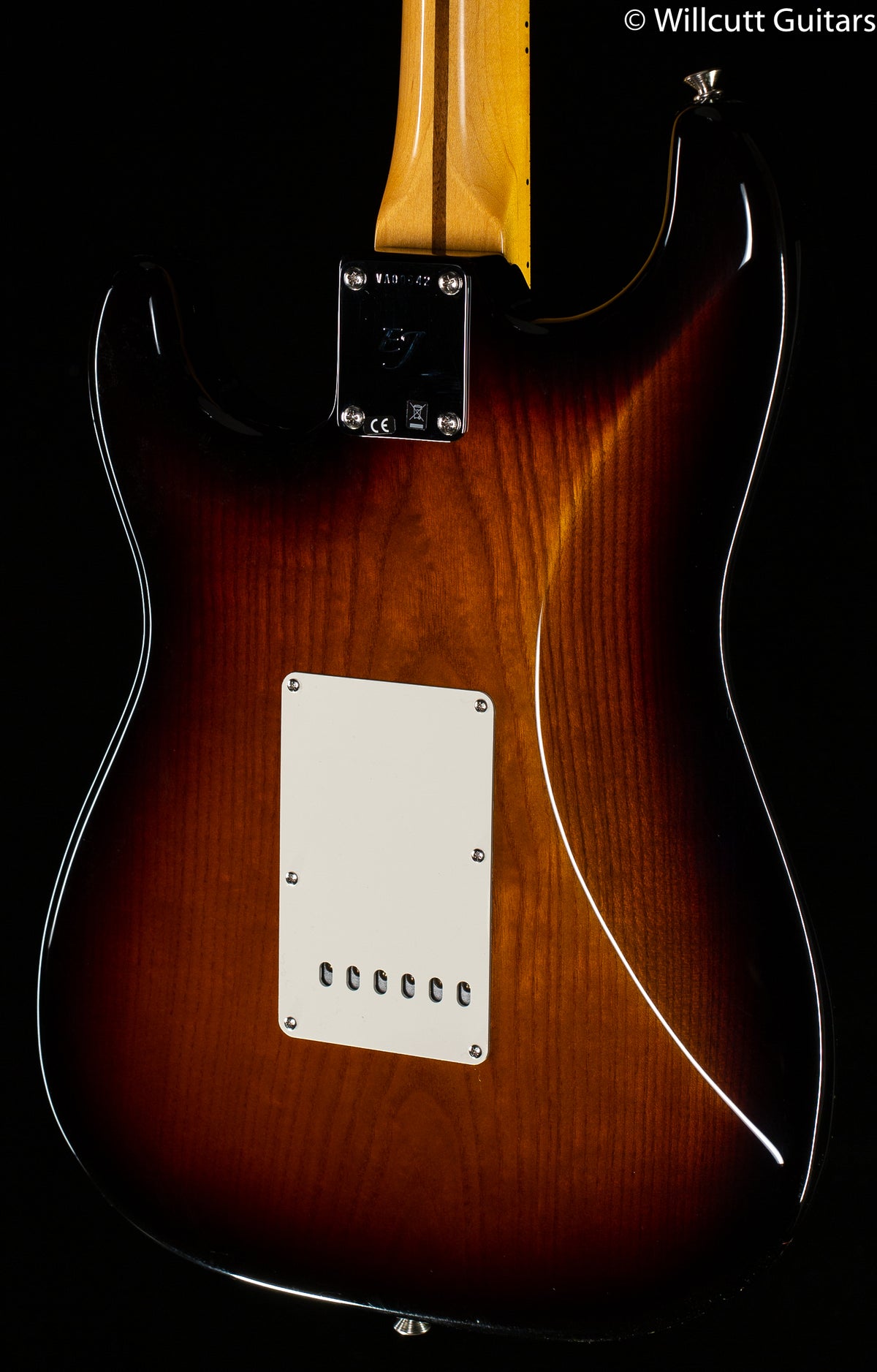 Fender Eric Johnson Virginia Stratocaster 2-Tone Sunburst