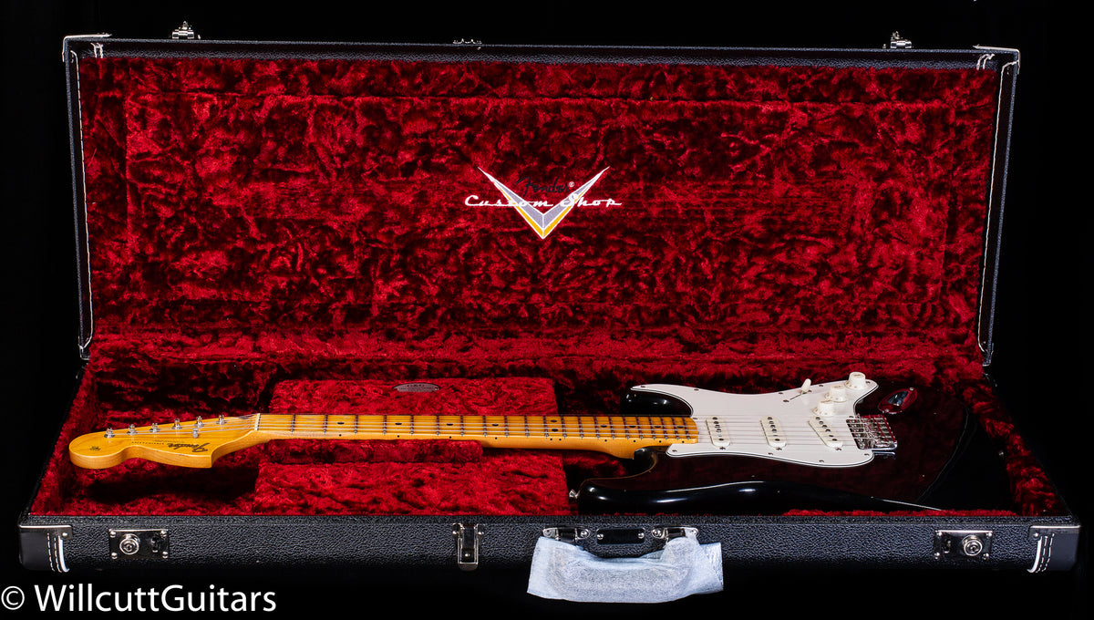 Fender Custom Shop Jimi Hendrix Voodoo Child Signature Stratocaster® Journeyman Relic®, Maple Fingerboard, Black