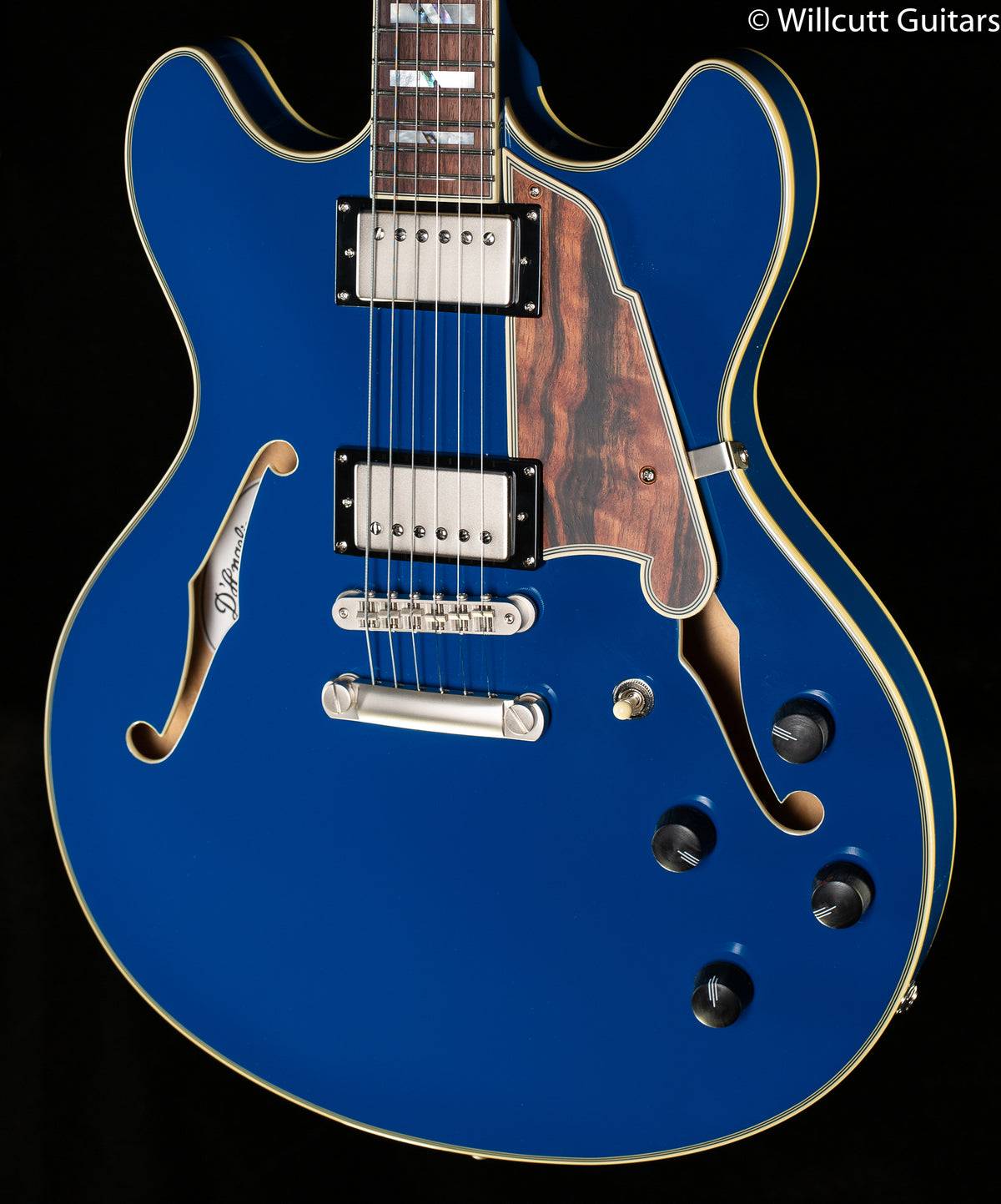 D&#39;Angelico Deluxe DC Limited Edition Sapphire (322)