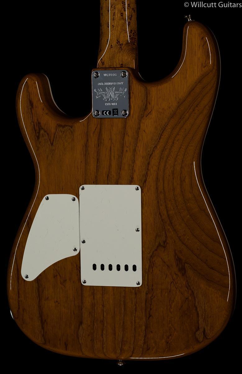 fender-custom-shop-50th-anniversary-willcutt-super-artisan-strat-buckeye-burl-096