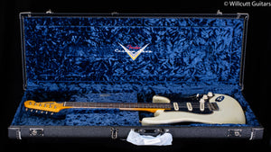 Fender Custom Shop Postmodern Strat Journeyman Relic, Rosewood Fingerboard, Aged Olympic White (806)