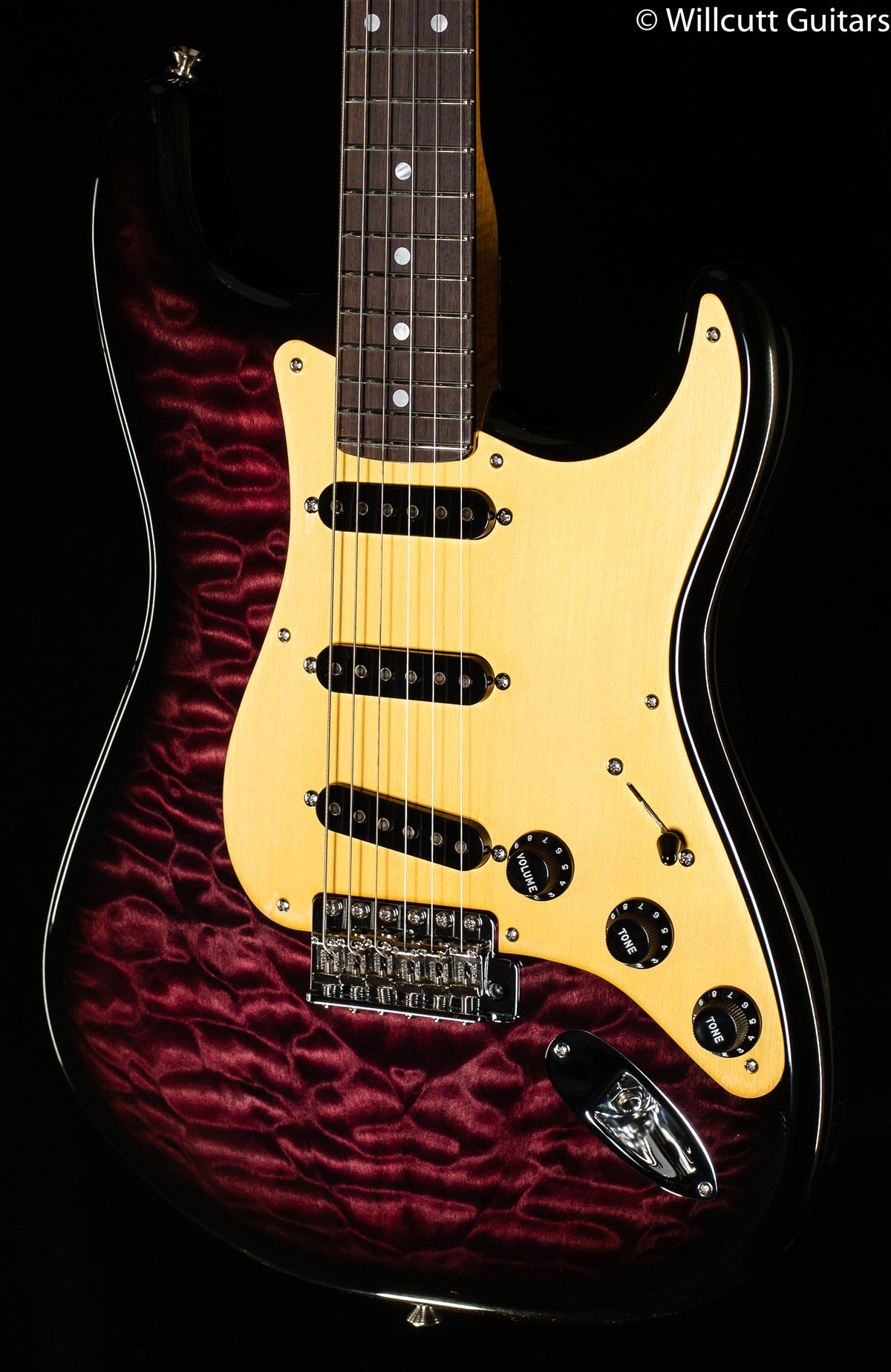 Fender Custom Shop Masterbuilt Yuriy Shishkov Quilt Maple Stratocaster Magenta