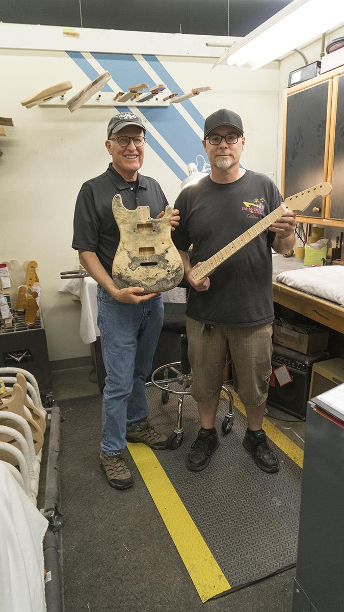 fender-custom-shop-buckeye-burl-strat-nos-masterbuilt-169